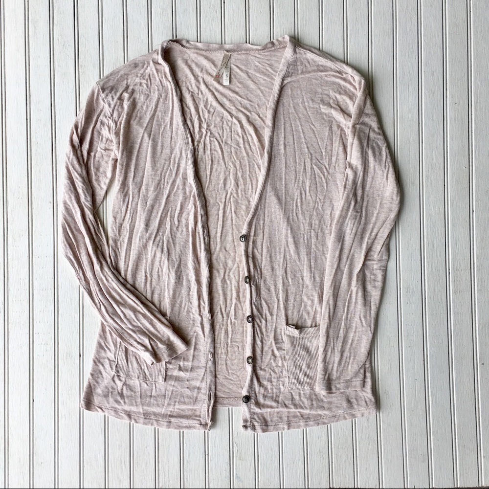 Lightweight Loose Fitting Tan Sweater/Cardigan
